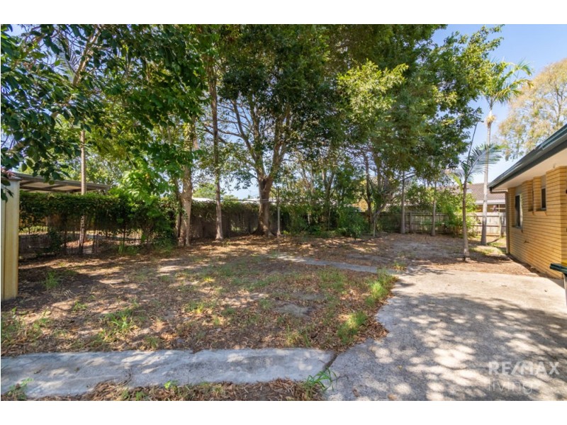 49 James Road, Beachmere QLD 4510