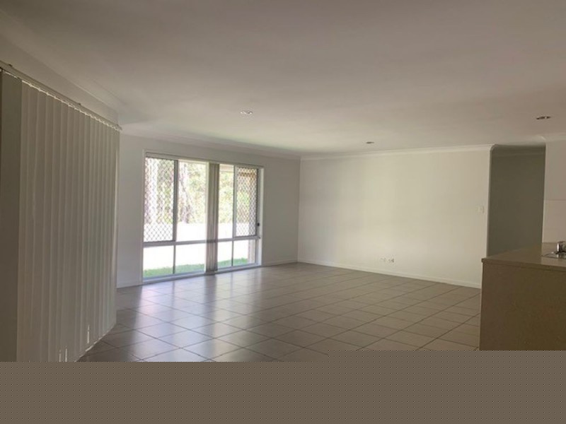 30 Bangalow Street, Morayfield QLD 4506