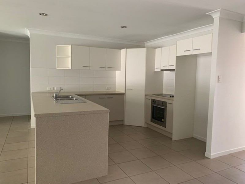 30 Bangalow Street, Morayfield QLD 4506