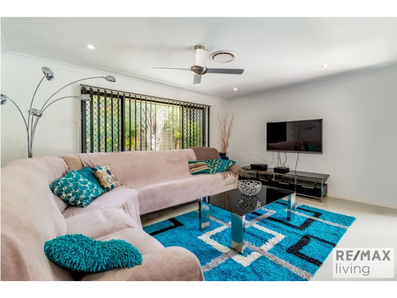 3 Duporth Crescent, Dakabin QLD 4503