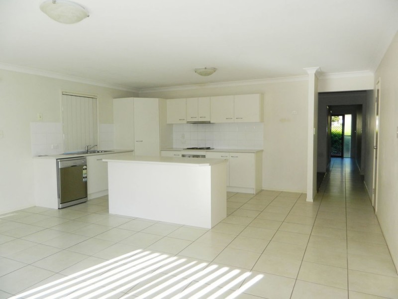 31 Desmond  Street, Narangba QLD 4504