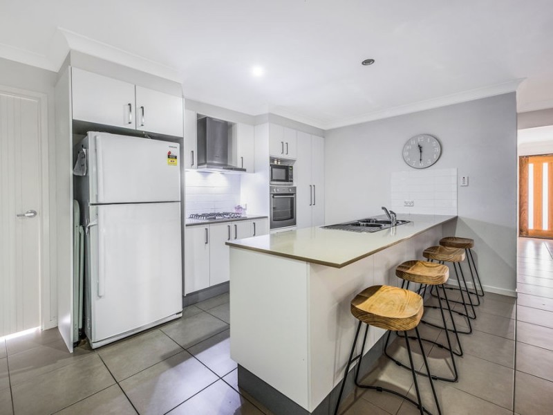 35 Champion Circuit, Narangba QLD 4504