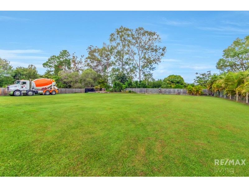49-51 Coventry Place, Caboolture QLD 4510