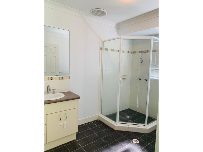 34 Whitifield Crescent, North Lakes QLD 4509