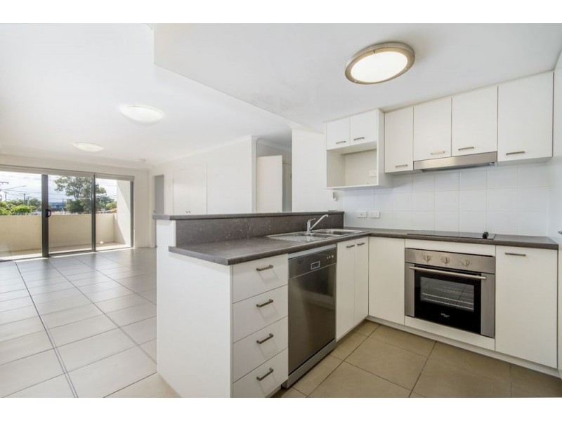 2/78 Lower King Street, Caboolture QLD 4510