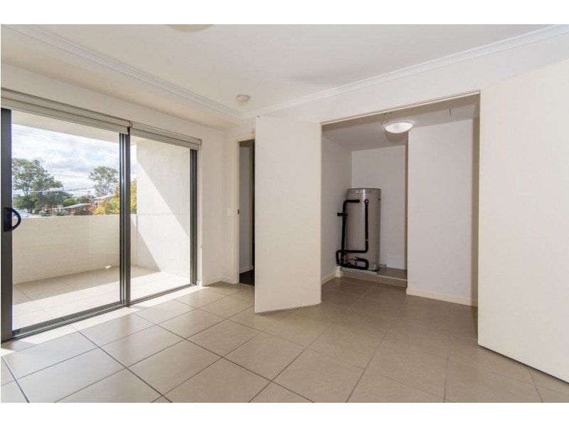 2/78 Lower King Street, Caboolture QLD 4510