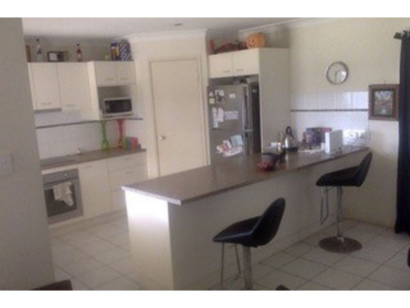 2/1 Reddy Drive, Caboolture QLD 4510