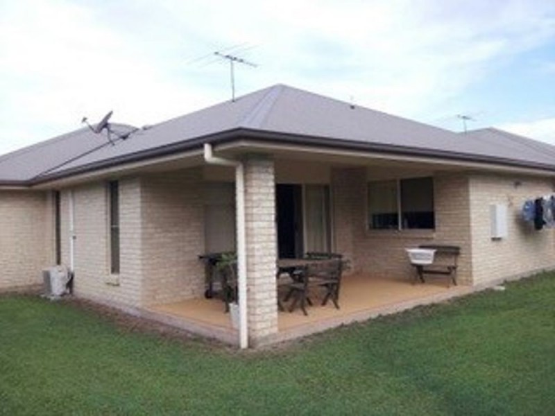 2/1 Reddy Drive, Caboolture QLD 4510
