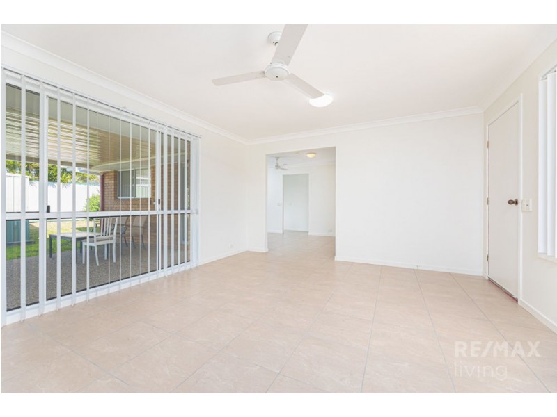 2 Turnbull Crescent, Morayfield QLD 4506