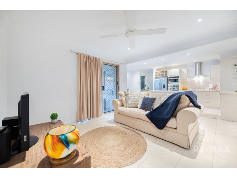 11 Crestridge Crescent, Morayfield QLD 4506