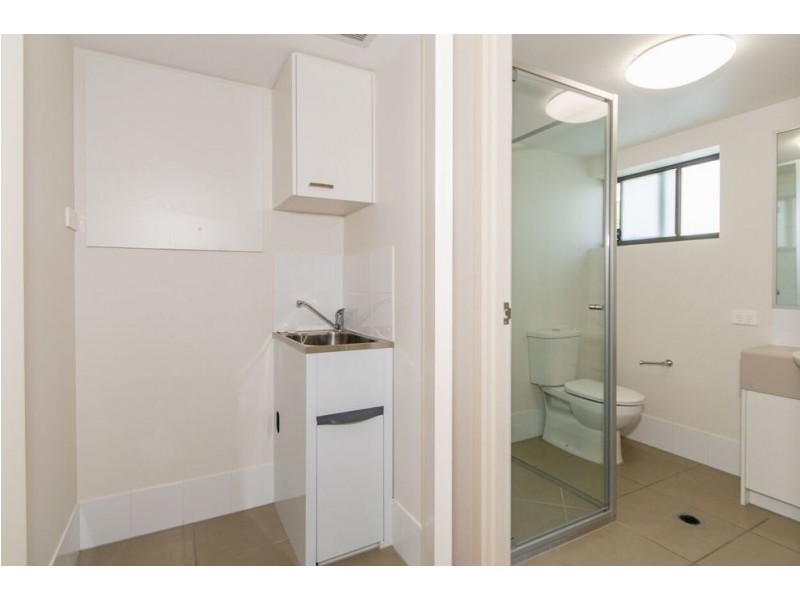 2/78 Lower King Street, Caboolture QLD 4510
