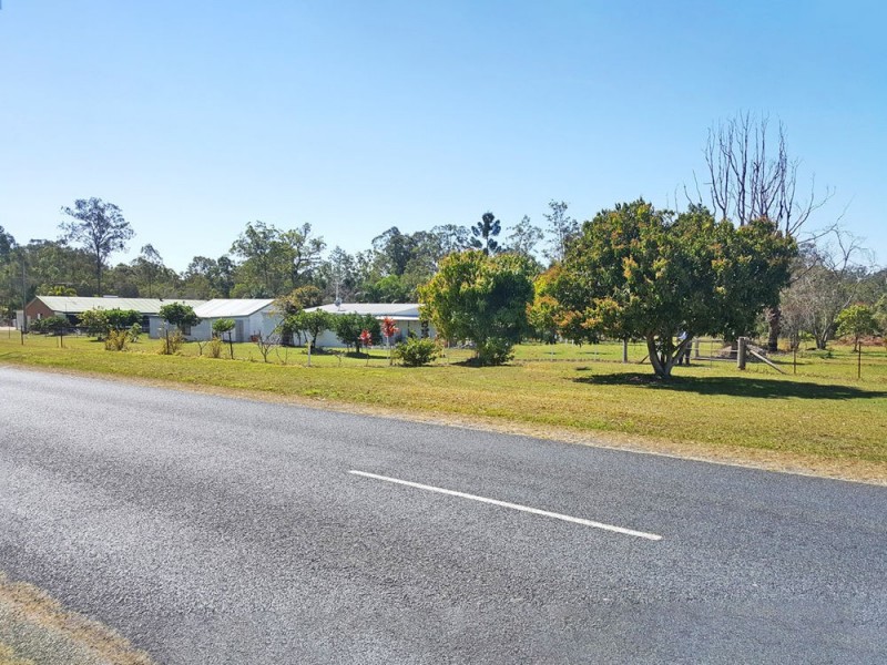 323 Petersen Road, Morayfield QLD 4506