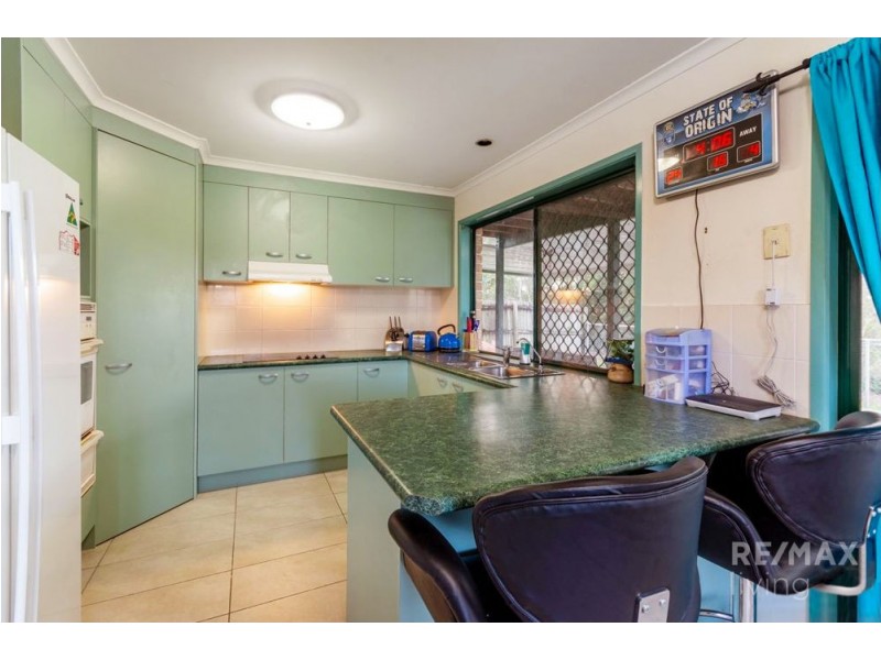 2/5 Loel Court, Morayfield QLD 4506