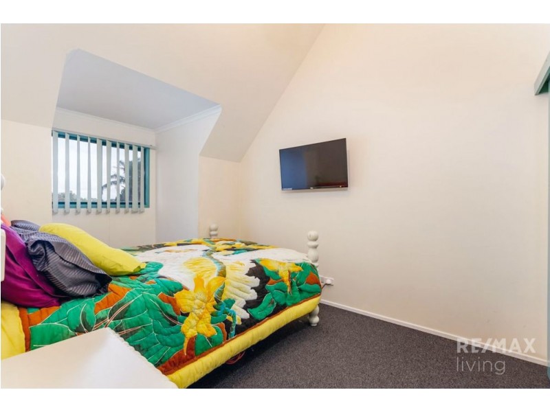 2/5 Loel Court, Morayfield QLD 4506