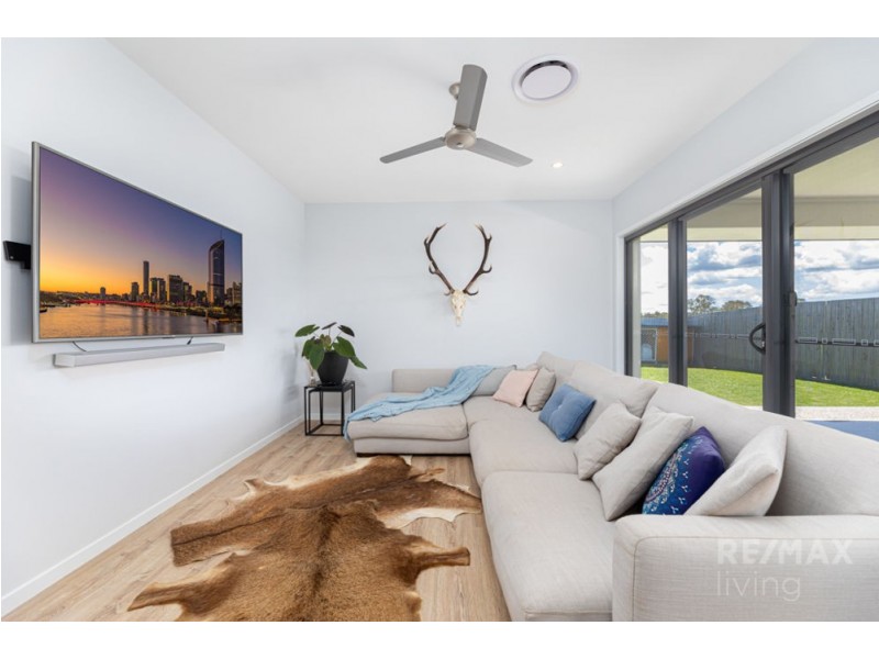 13 Daydream Street, Burpengary East QLD 4505