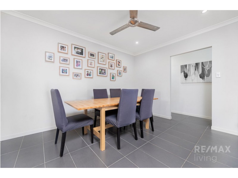 8 Dreyfus Place, Burpengary QLD 4505