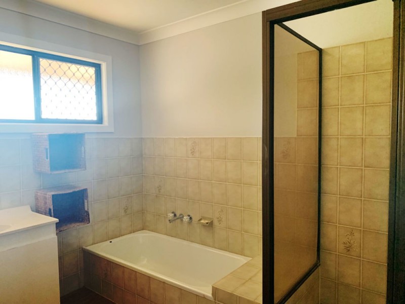 1130 Oakey Flat Road, Narangba QLD 4504