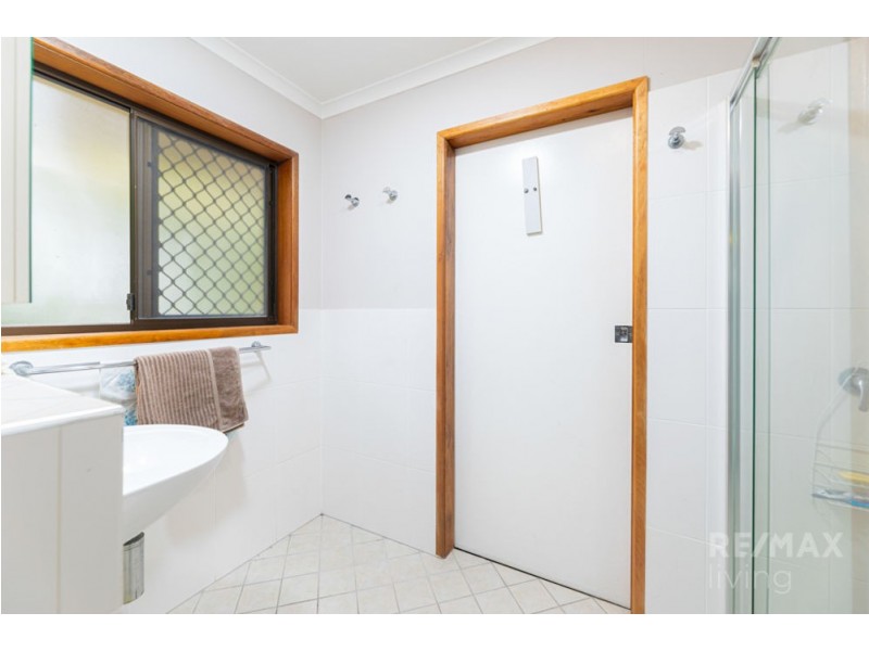 17 Kestrel Court, Morayfield QLD 4506