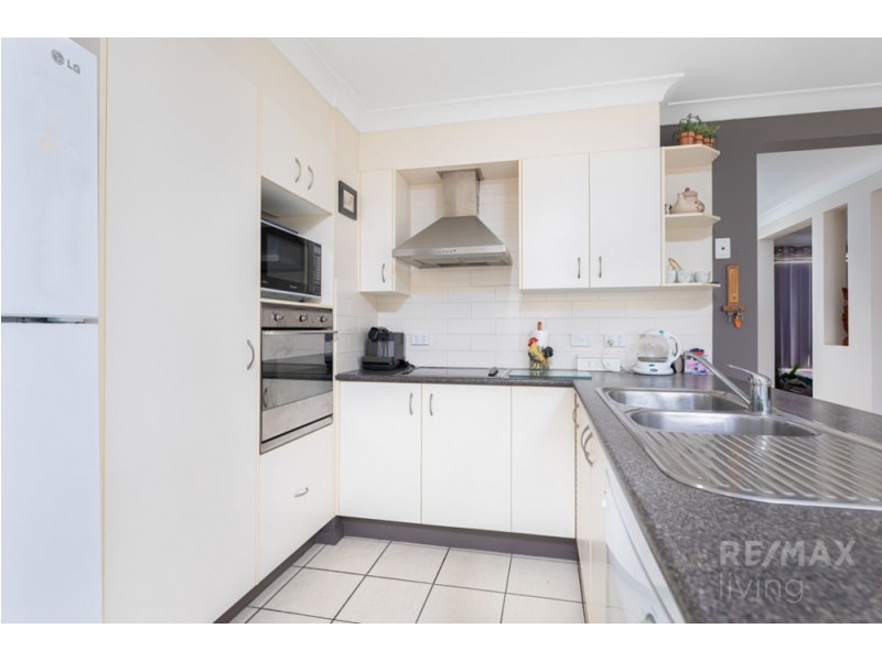 17 Radiata Court, Morayfield QLD 4506