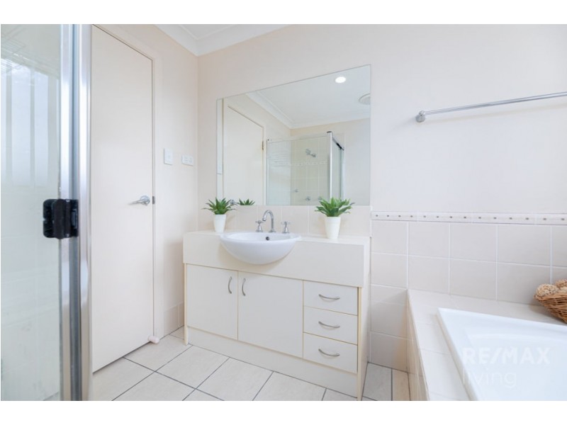17 Radiata Court, Morayfield QLD 4506