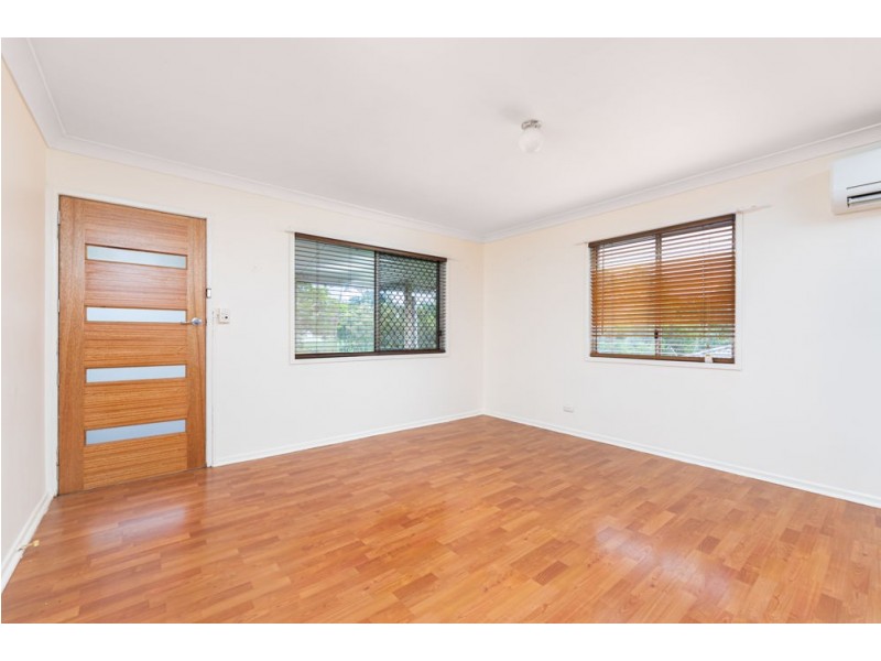 35 Grant Road, Morayfield QLD 4506