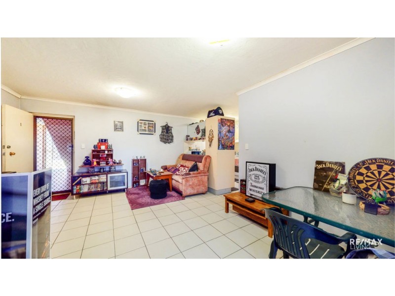 1/73-75 Lower King Street, Caboolture QLD 4510