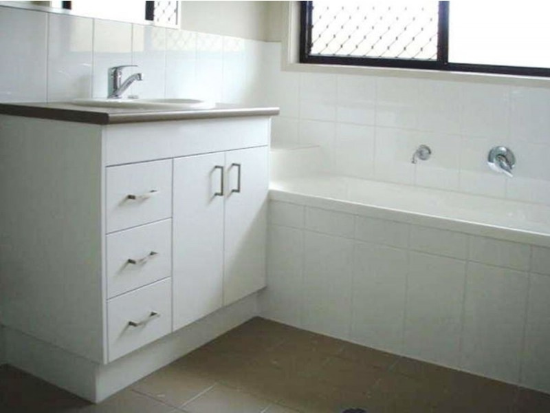 23 Castle Court, Caboolture QLD 4510