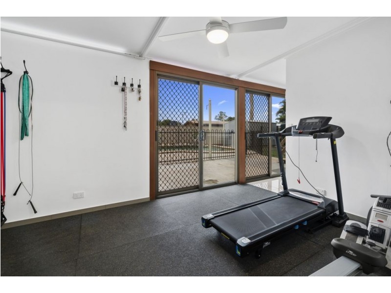 22 Sharon Court, Morayfield QLD 4506