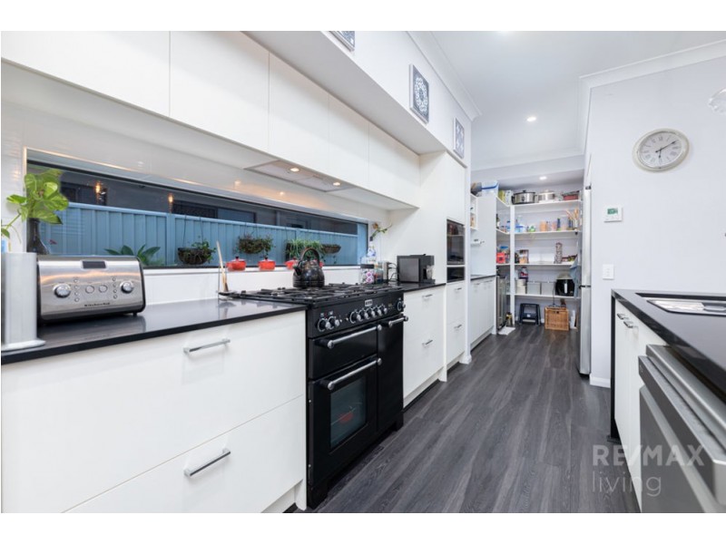 64 Brindabella Street, Newport QLD 4020