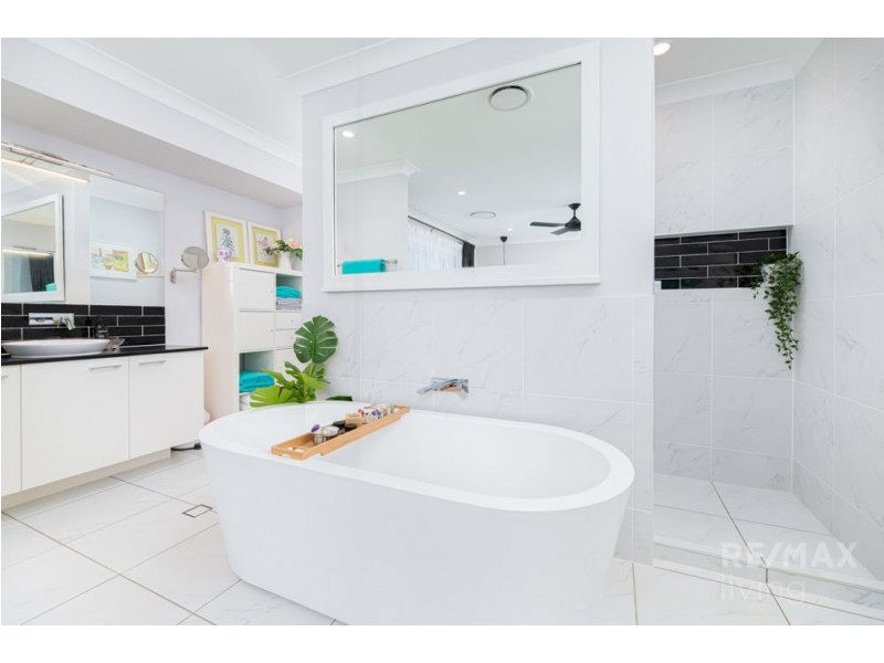 64 Brindabella Street, Newport QLD 4020