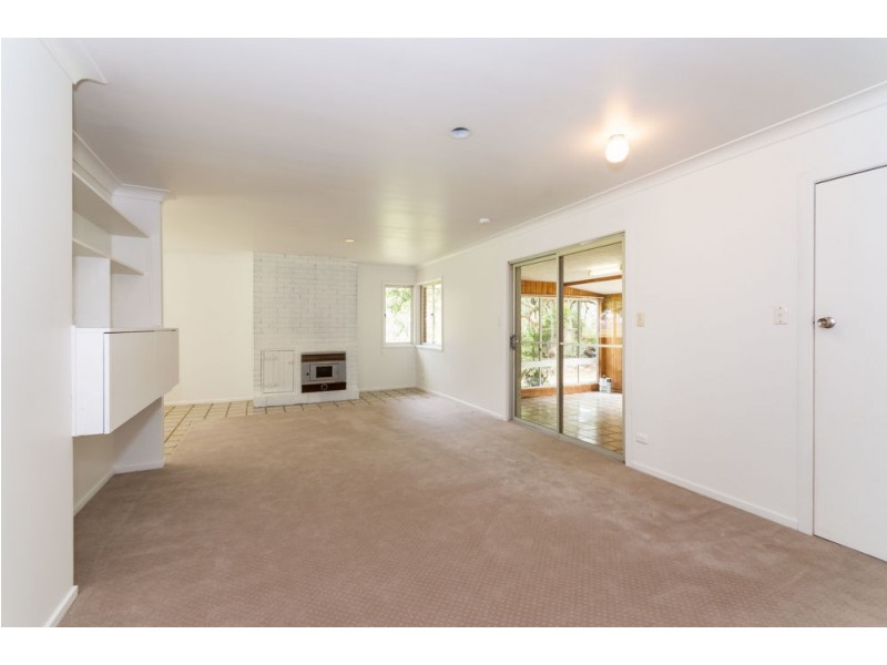 97 Anderson Rd, Morayfield QLD 4506