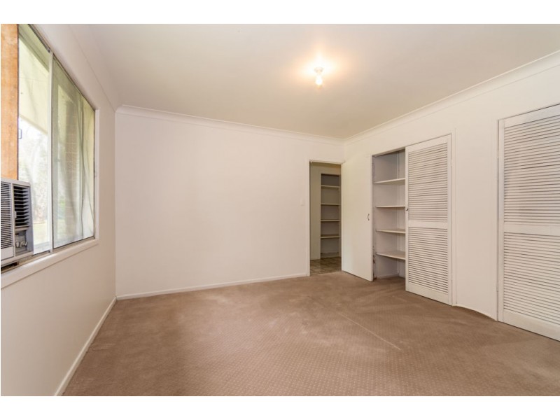 97 Anderson Rd, Morayfield QLD 4506