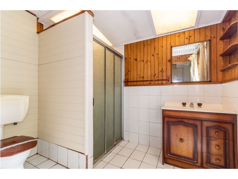97 Anderson Rd, Morayfield QLD 4506