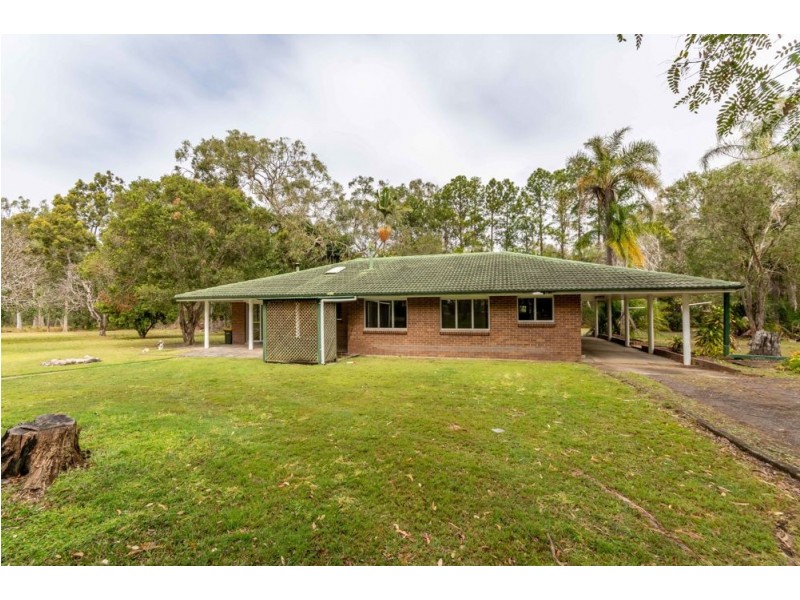 97 Anderson Rd, Morayfield QLD 4506