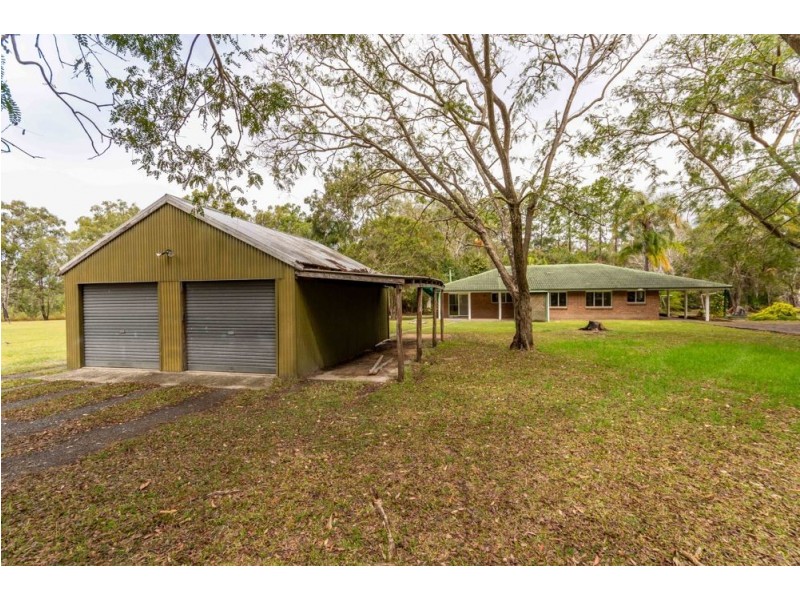 97 Anderson Rd, Morayfield QLD 4506