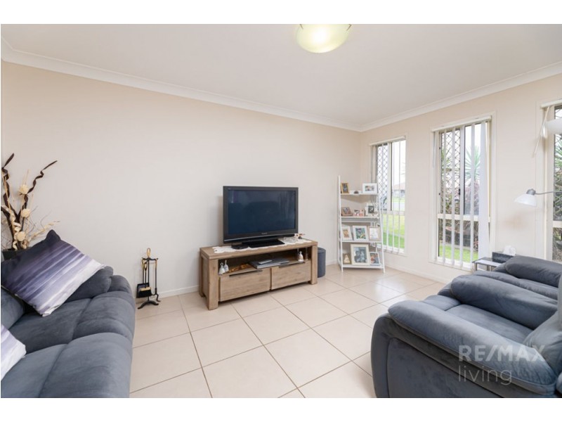 2/57 Water Fern Drive, Caboolture QLD 4510