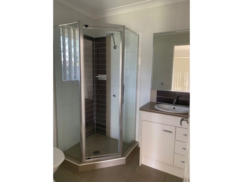 30 Bangalow Street, Morayfield QLD 4506