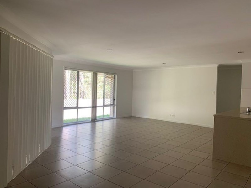 30 Bangalow Street, Morayfield QLD 4506