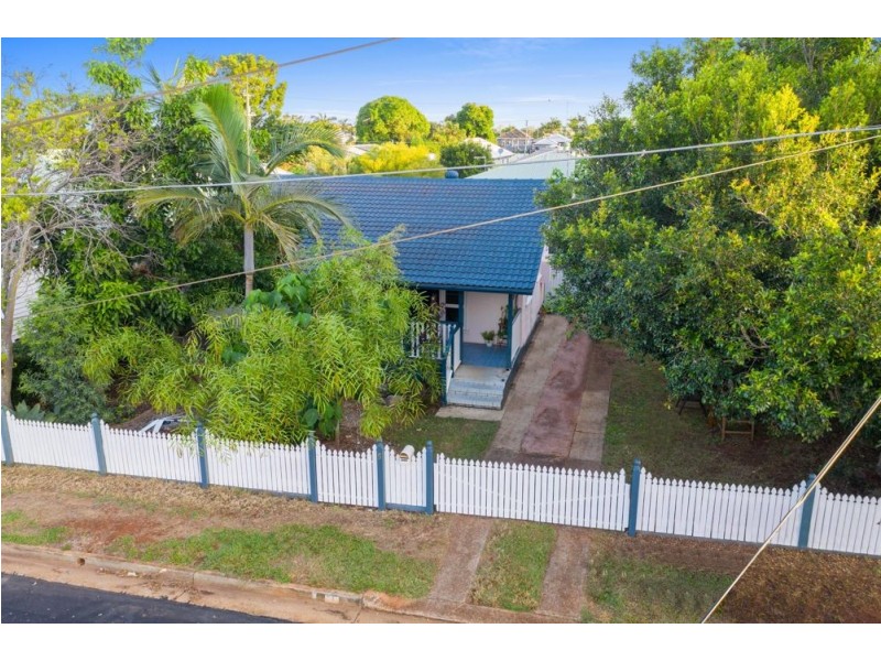 5 Higlett Street, Scarborough QLD 4020