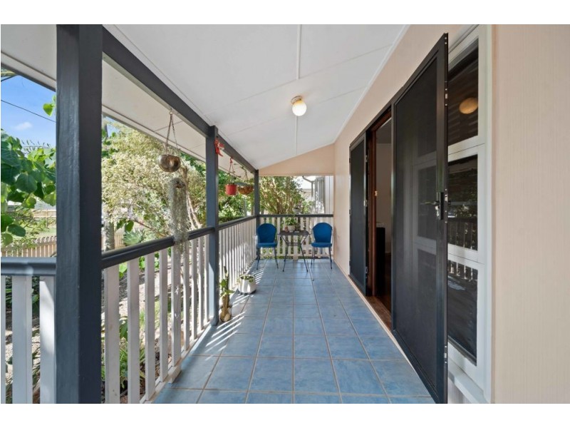 5 Higlett Street, Scarborough QLD 4020