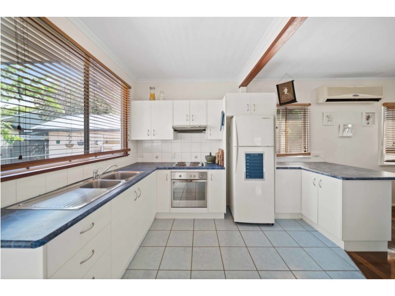 5 Higlett Street, Scarborough QLD 4020