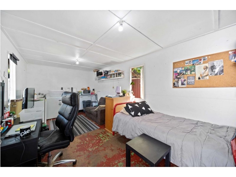 5 Higlett Street, Scarborough QLD 4020