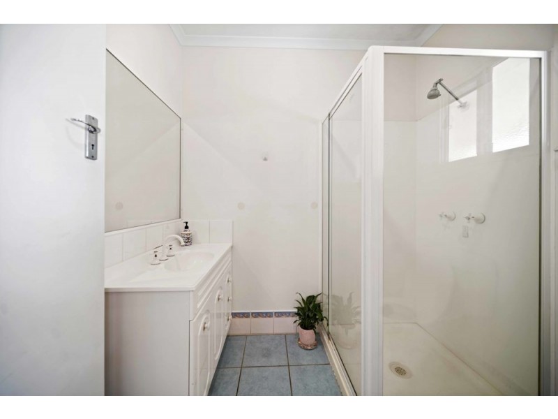 5 Higlett Street, Scarborough QLD 4020