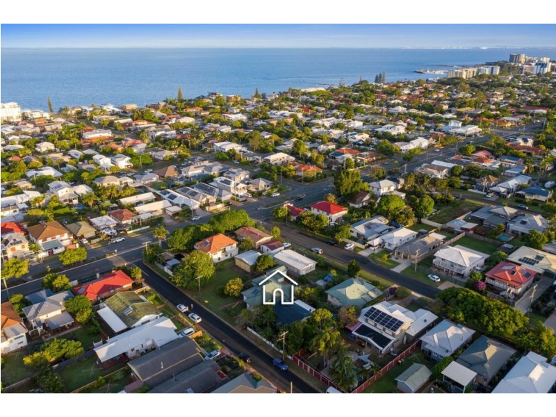 5 Higlett Street, Scarborough QLD 4020