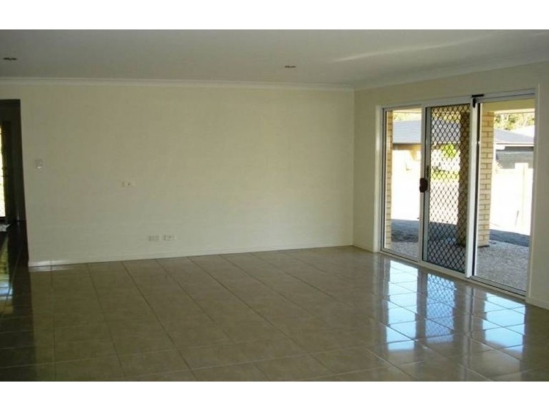 2 Kentia Court, Morayfield QLD 4506