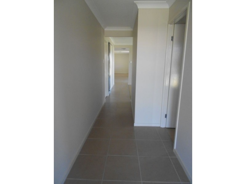 25 Seville Street, Bellmere QLD 4510