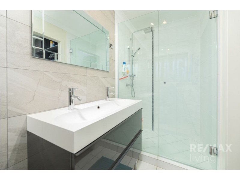 2-6 Bullaburra street, Delaneys Creek QLD 4514