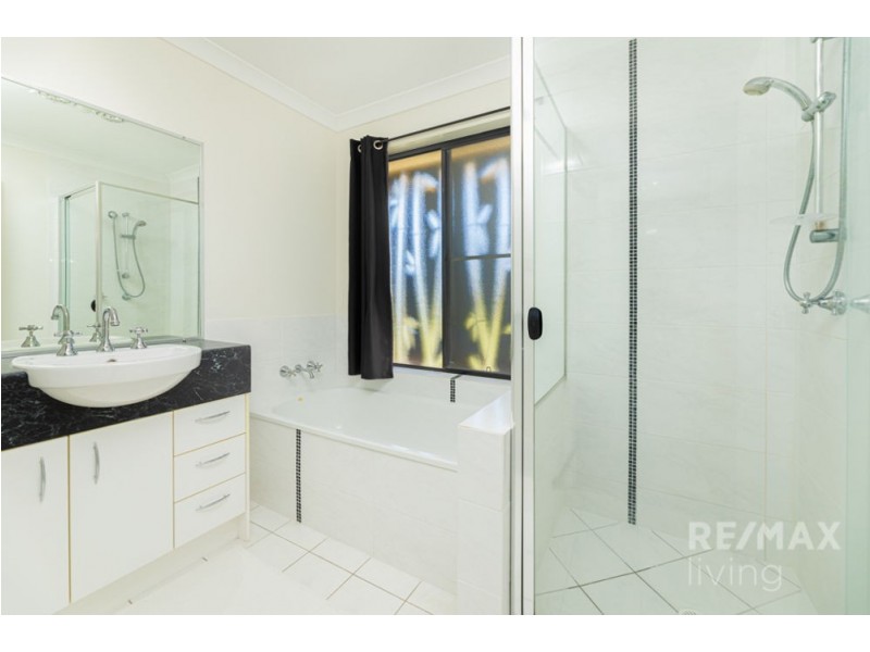 2-6 Bullaburra street, Delaneys Creek QLD 4514