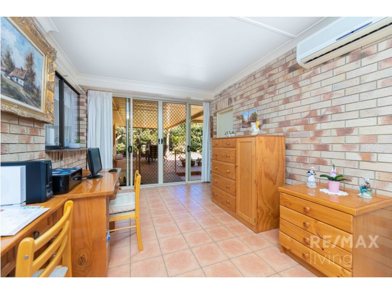 24 Norfolk Esplanade, Caboolture South QLD 4510