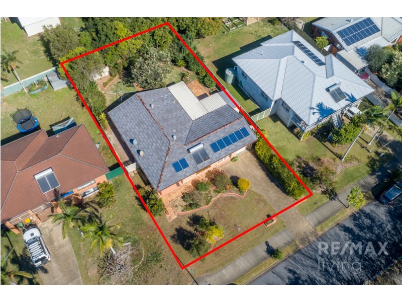 24 Norfolk Esplanade, Caboolture South QLD 4510